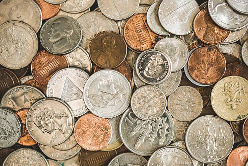 How to manage payables to control cash flow